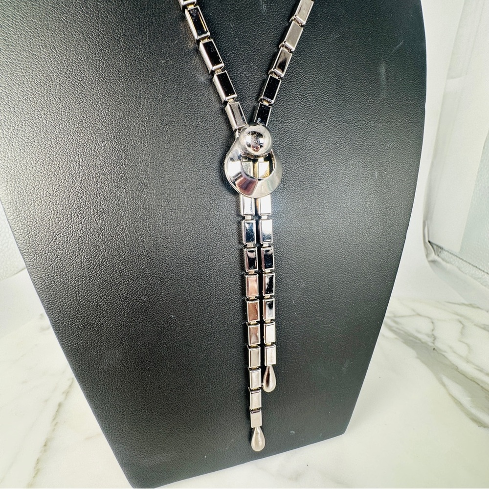 Vintage Silver Necklace with Geometric Design
